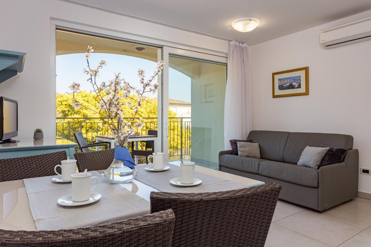 Residence Superior Del Mar 반졸레 외부 사진
